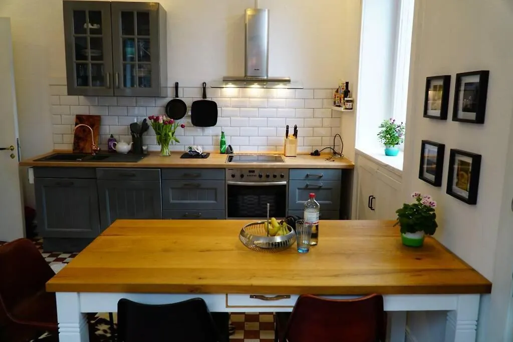 Grosszuegige 185M2-Altbauwohnung In Bestlage 7Zimmer-2Baeder-2Kuechen-2Wcs Hamburg