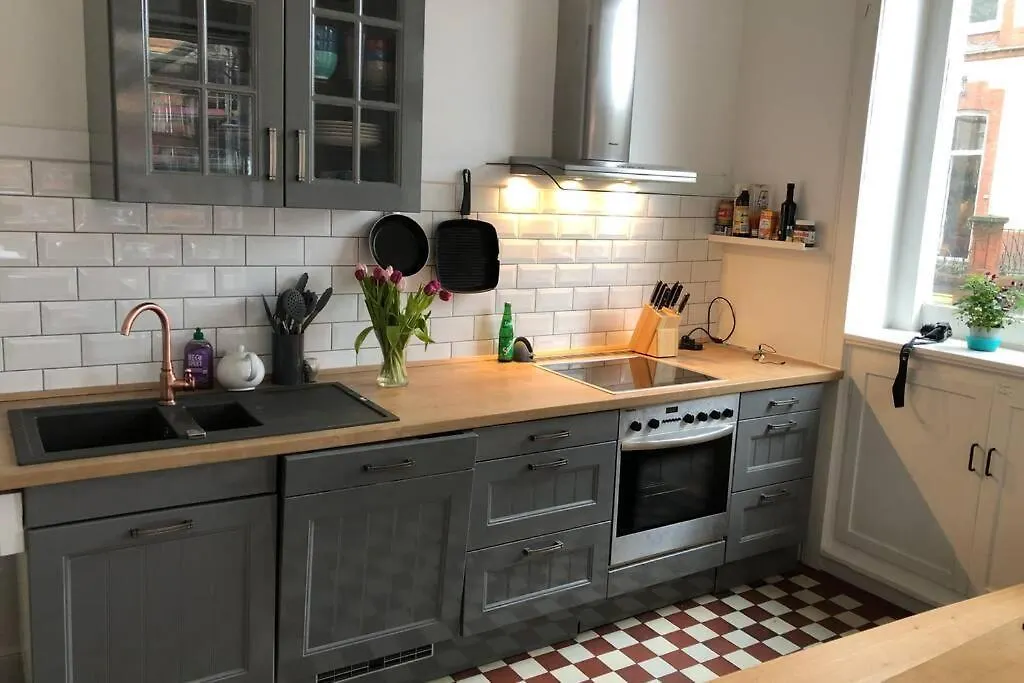 Grosszuegige 185M2-Altbauwohnung In Bestlage 7Zimmer-2Baeder-2Kuechen-2Wcs Hamburg Apartment