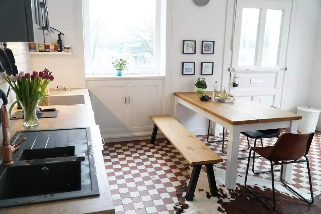 Grosszuegige 185M2-Altbauwohnung In Bestlage 7Zimmer-2Baeder-2Kuechen-2Wcs Hamburg Apartment