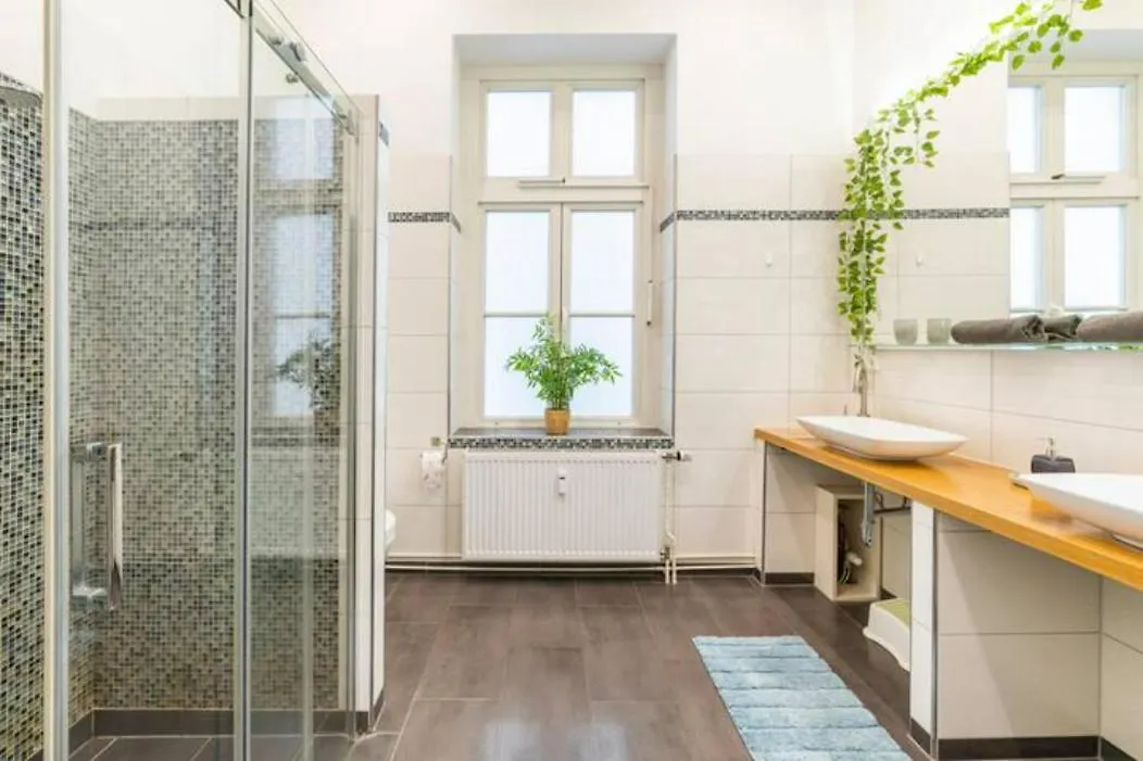 Grosszuegige 185M2-Altbauwohnung In Bestlage 7Zimmer-2Baeder-2Kuechen-2Wcs Hamburg 0*,  Germany