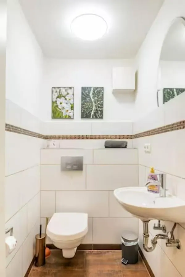 Grosszuegige 185M2-Altbauwohnung In Bestlage 7Zimmer-2Baeder-2Kuechen-2Wcs Hamburg-Harburg Tyskland